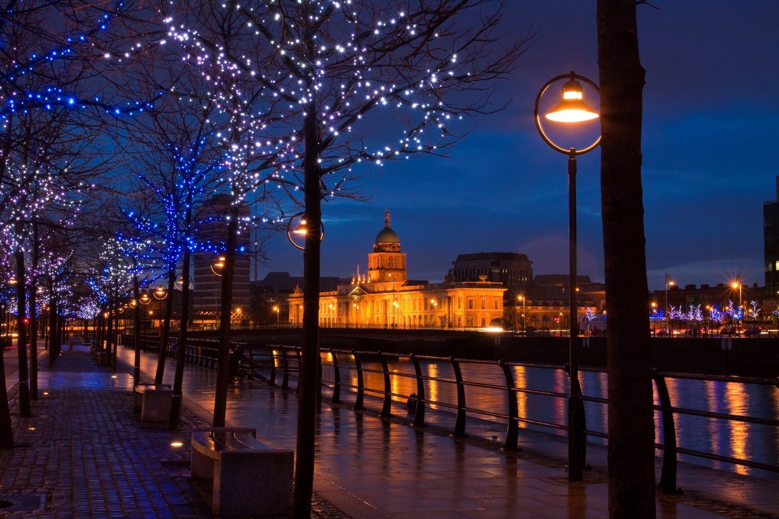 Christmas Hotel Deals Christmas Hotel Packages The Address Connolly